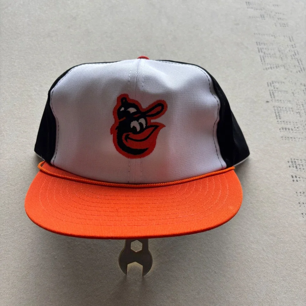 Vintage 90s Twins Baltimore Orioles Hat adjustable snapback